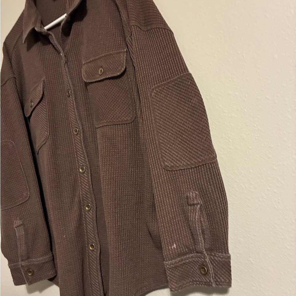 Women’s brown waffle weave shirt. Size xl.  Natural Reflections brand.